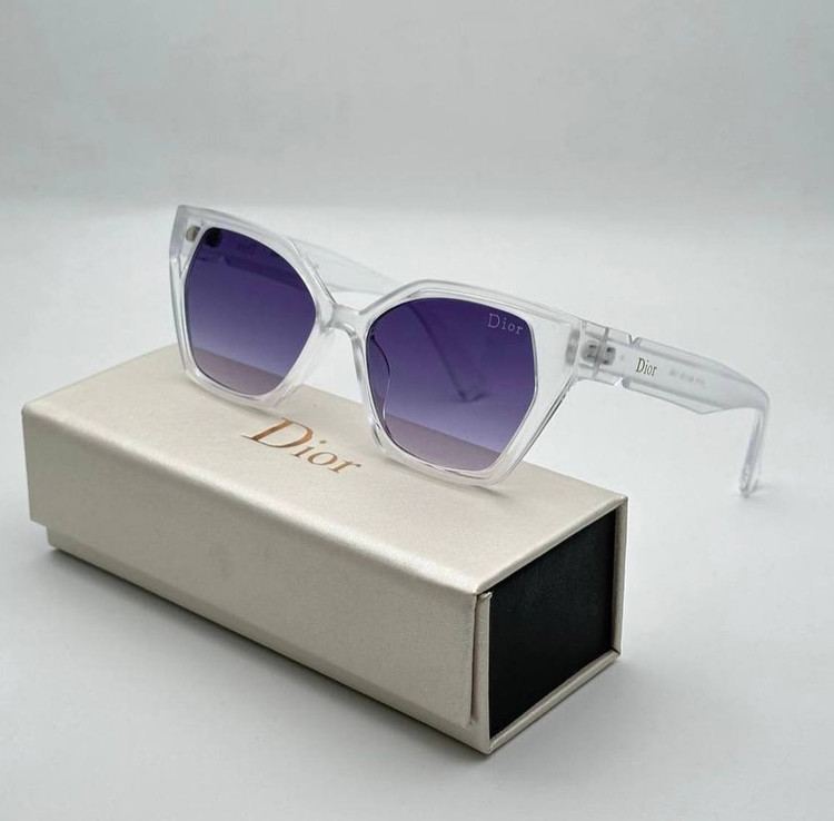 شفاف قیمت/ خرید / خرید آنلاین / خرید اینترنتی / دیور / DIOR / عینک دیور/ عینک آفتابی/ عینک۷۵تومَنی/ عینک۷۵تومنی/ عینک طبی/ عینکهای ترند / عینک شب