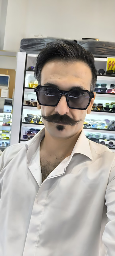 خرید عینک اورجینال از برند فندی و مارک جیکوبز